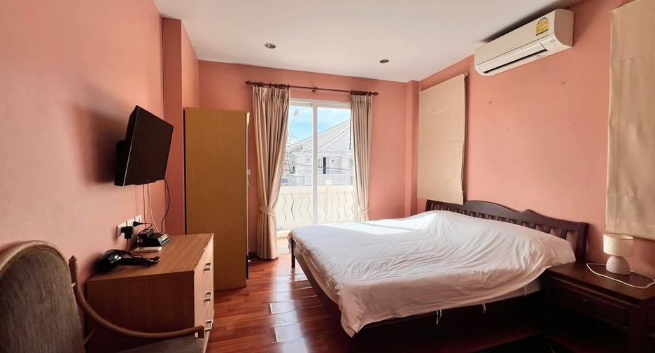 Villa zur Miete mit 4 Zimmer in Bang Lamung, Chonburi
