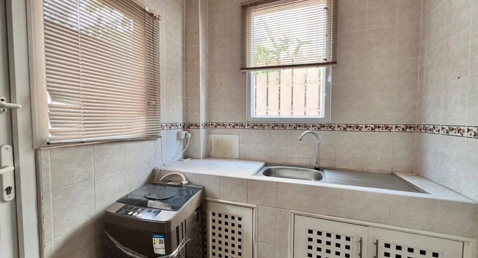 Villa zur Miete mit 4 Zimmer in Bang Lamung, Chonburi