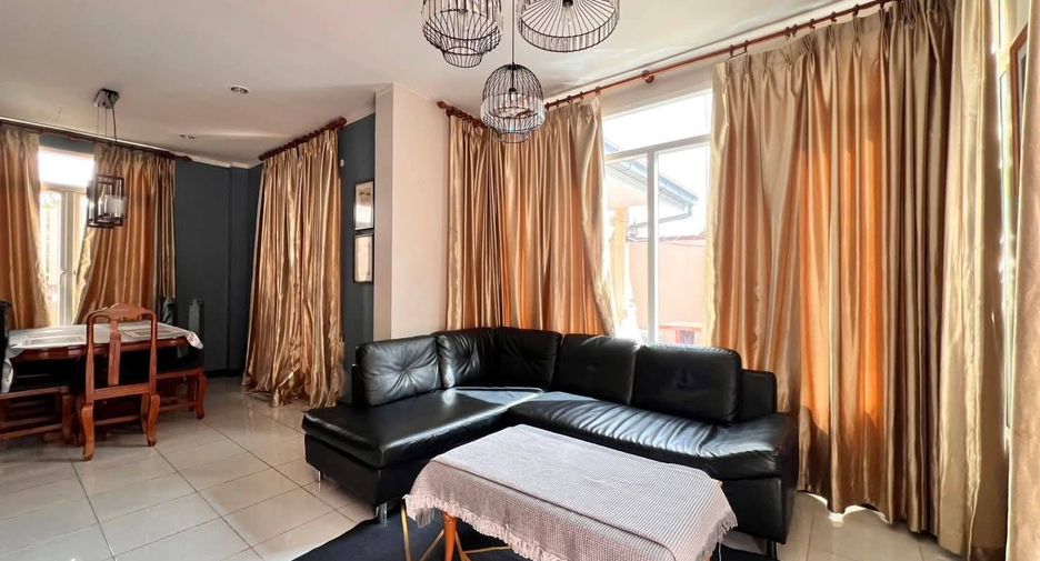 Villa zur Miete mit 4 Zimmer in Bang Lamung, Chonburi