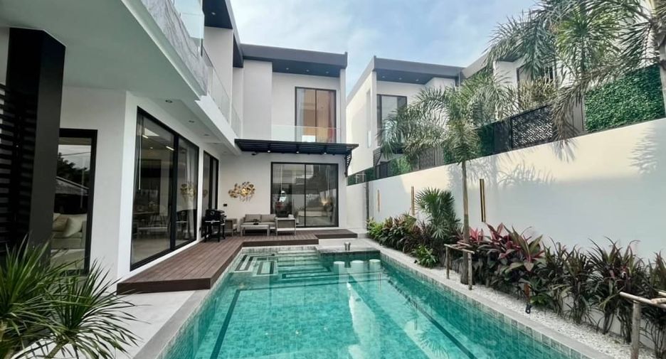 Villa zum Kauf mit 5 Zimmer in Bang Lamung, Chonburi