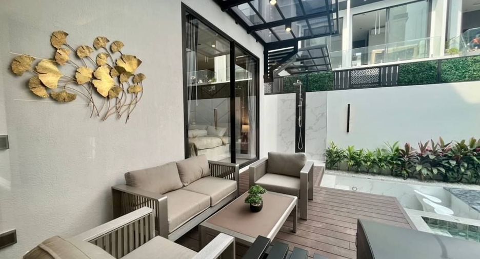 Villa zum Kauf mit 5 Zimmer in Bang Lamung, Chonburi