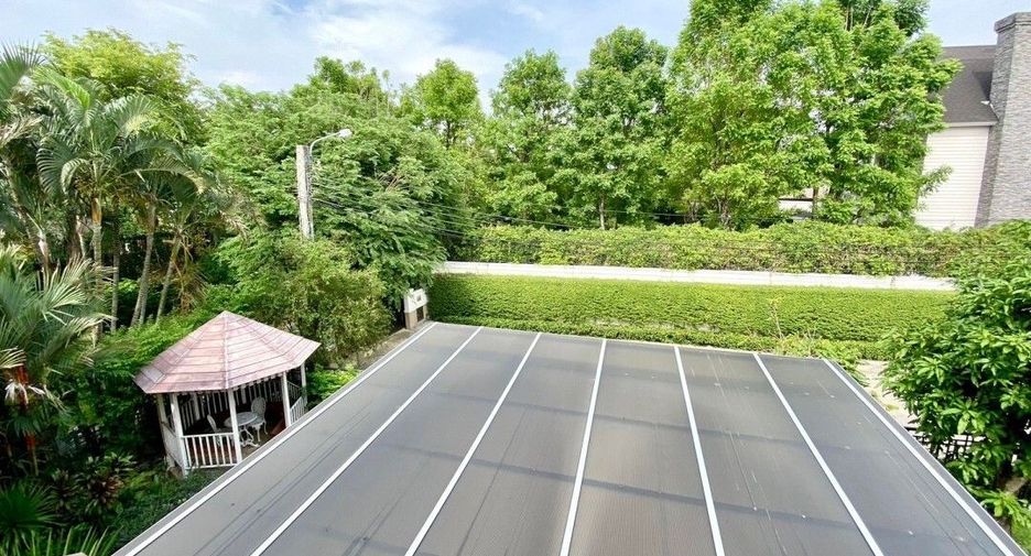 For sale 3 bedrooms house in Phasi Charoen, Bangkok