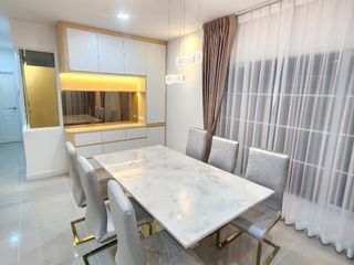For rent 4 bedrooms house in Mueang Samut Prakan, Samut Prakan