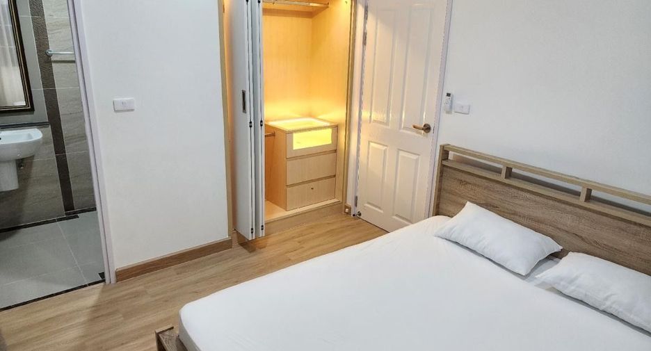 For rent 4 bedrooms house in Mueang Samut Prakan, Samut Prakan