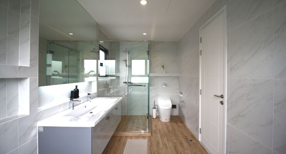À vendre et à louer 5 chambres maison à Bang Phli, Samut Prakan