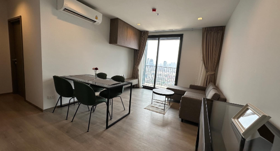 For rent 2 bedrooms condo in Chatuchak, Bangkok