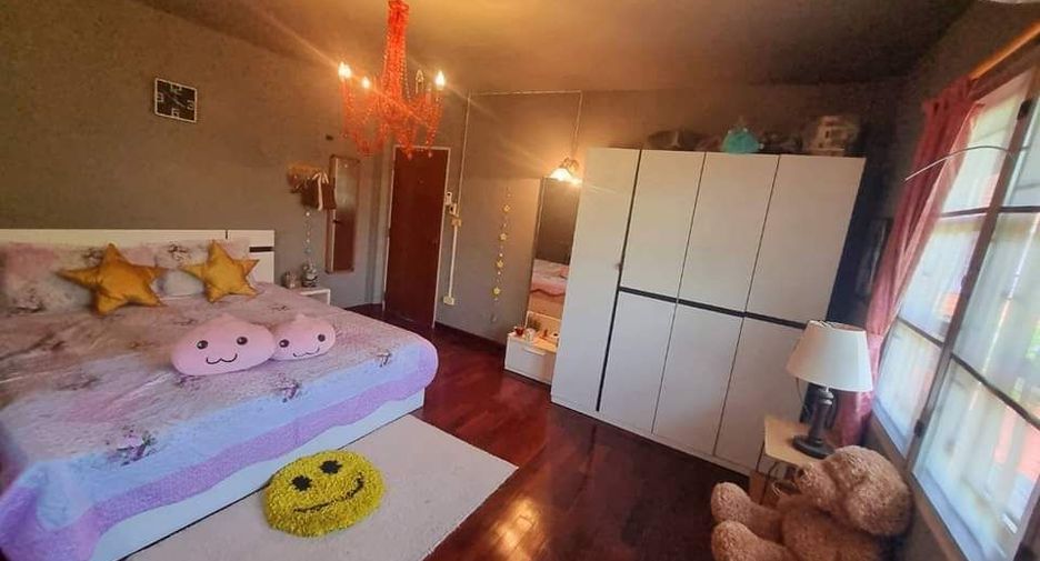 À vendre 3 chambres maison à Sattahip, Chonburi