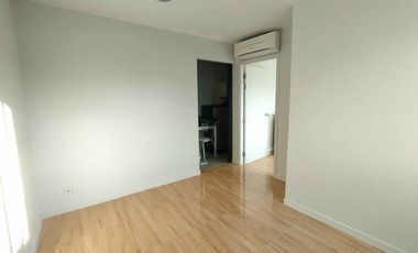 For sale 1 bed condo in Mueang Samut Prakan, Samut Prakan
