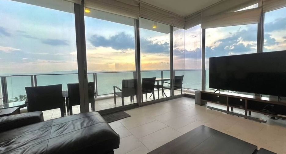 For rent 3 bedrooms condo in Bang Lamung, Chonburi