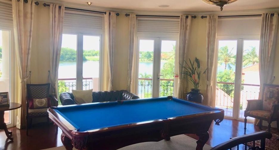 For sale 6 bedrooms villa in Cha Am, Phetchaburi