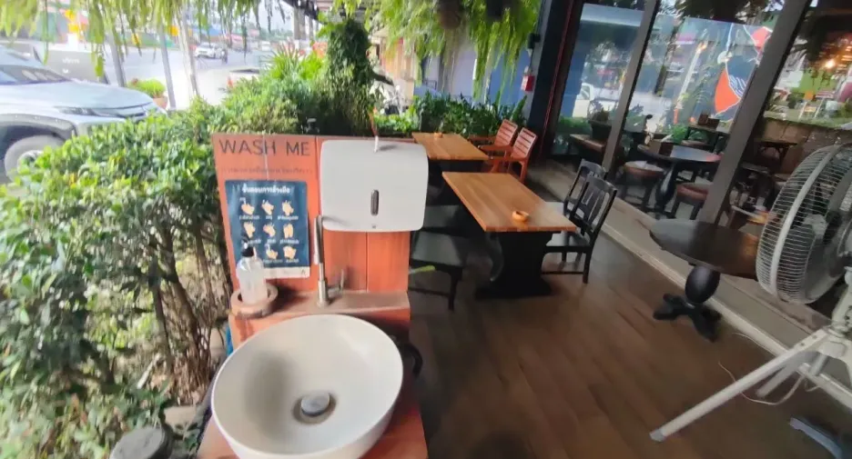 Gewerbefläche zum Kauf und zur Miete mit 8 Zimmer in Bang Lamung, Chonburi