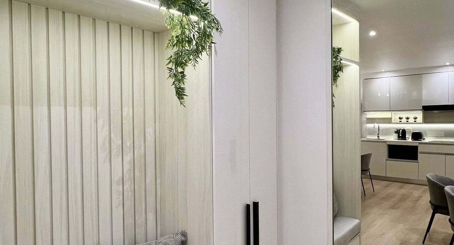For sale 3 bedrooms condo in Yan Nawa, Bangkok