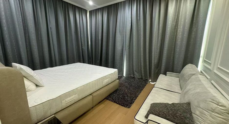 For rent 3 bedrooms condo in Watthana, Bangkok