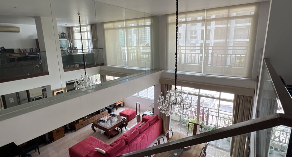 For sale 4 bedrooms condo in Sathon, Bangkok