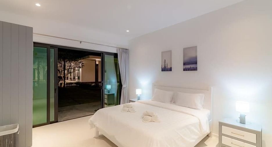 For sale 5 bedrooms villa in Cha Am, Phetchaburi