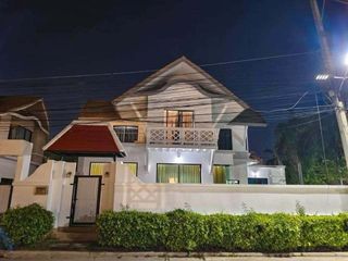 ให้เช่า 5 ห้องนอน วิลล่า ใน บางละมุง, ชลบุรี