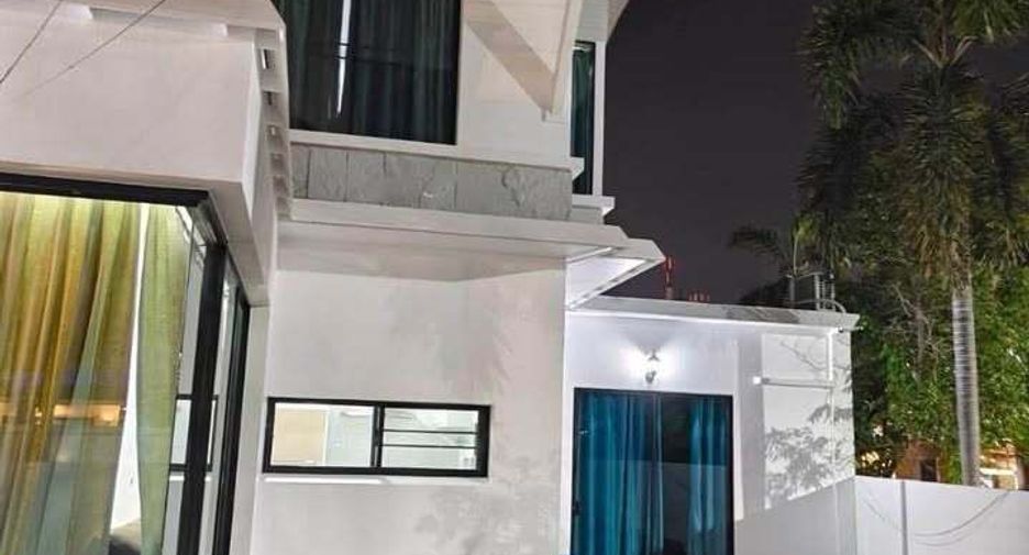 For rent 5 bedrooms villa in Bang Lamung, Chonburi