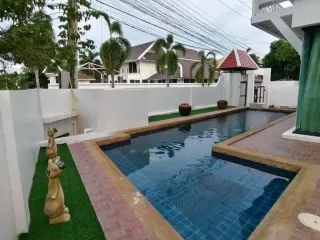 ให้เช่า 5 ห้องนอน วิลล่า ใน บางละมุง, ชลบุรี