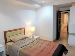 Apartamento en alquiler de 2 habitaciones en Watthana, Bangkok