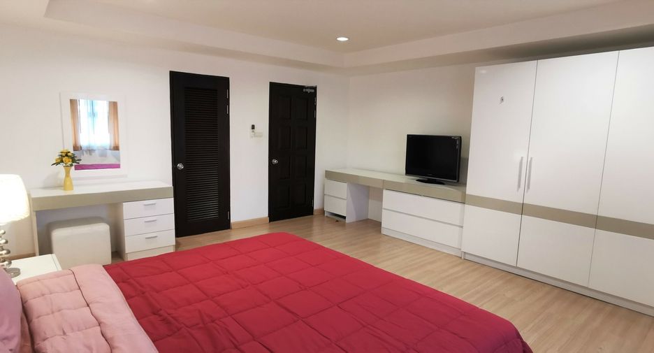 À louer 2 chambres appartement à Watthana, Bangkok