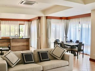 Villa zum Kauf mit 5 Zimmer in Thalang, Phuket