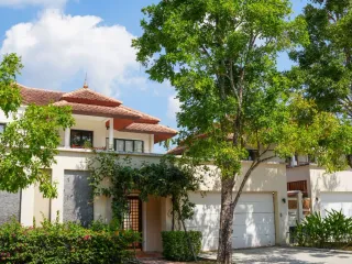 Villa zum Kauf mit 5 Zimmer in Thalang, Phuket