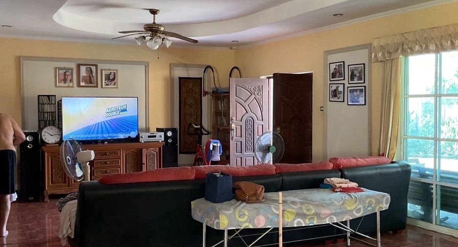 À vendre 3 chambres maison à Bang Lamung, Chonburi