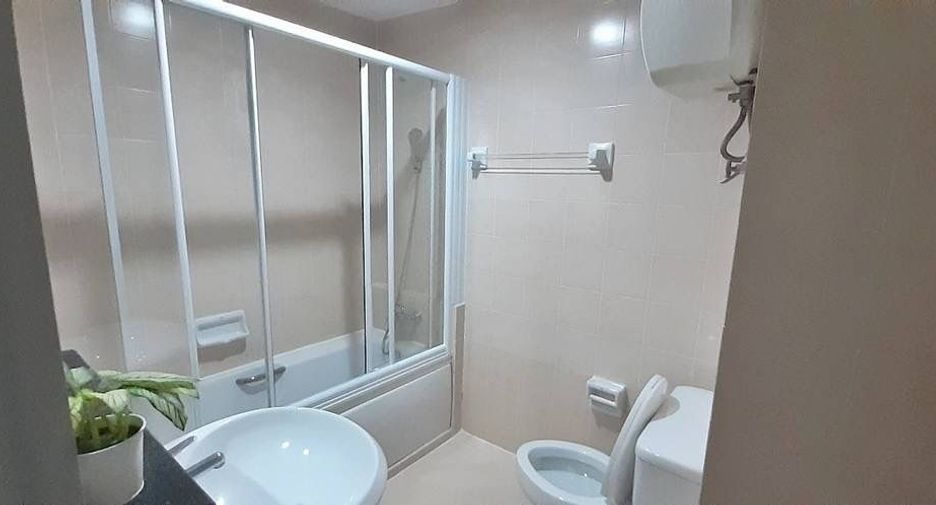 Wohnung zur Miete mit 2 Zimmer in Khlong Toei, Bangkok