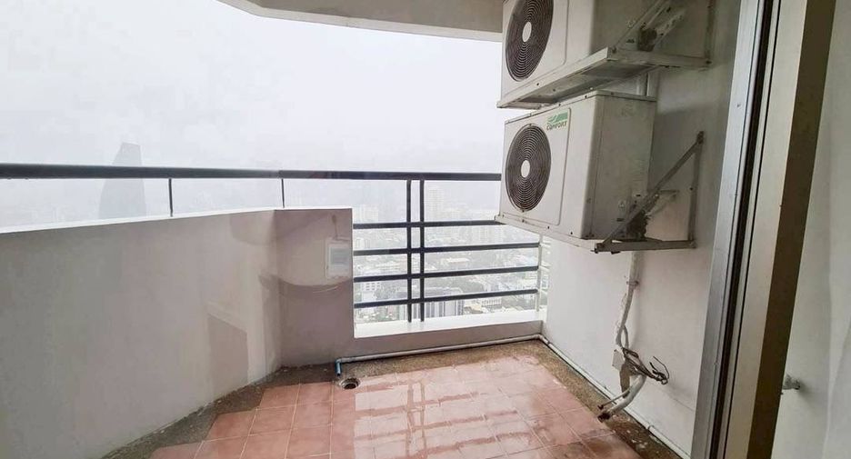 Wohnung zur Miete mit 2 Zimmer in Khlong Toei, Bangkok
