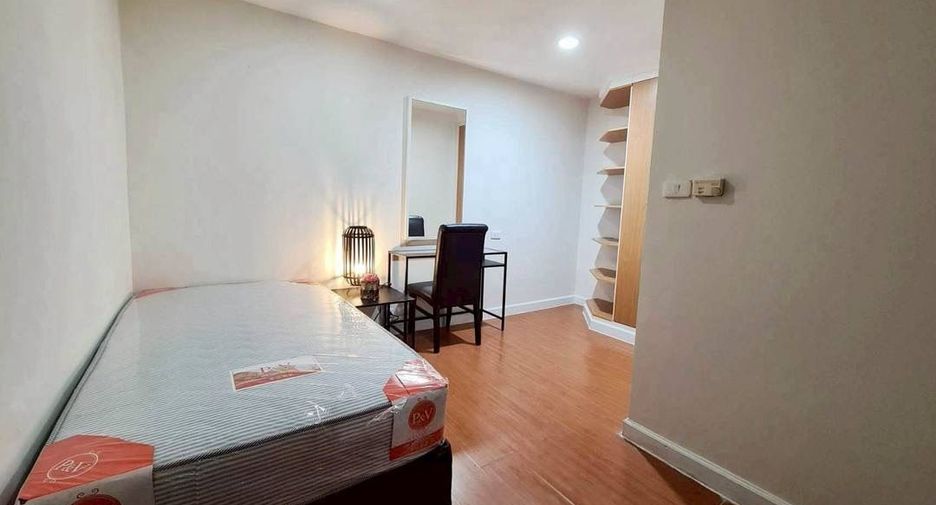 Wohnung zur Miete mit 2 Zimmer in Khlong Toei, Bangkok