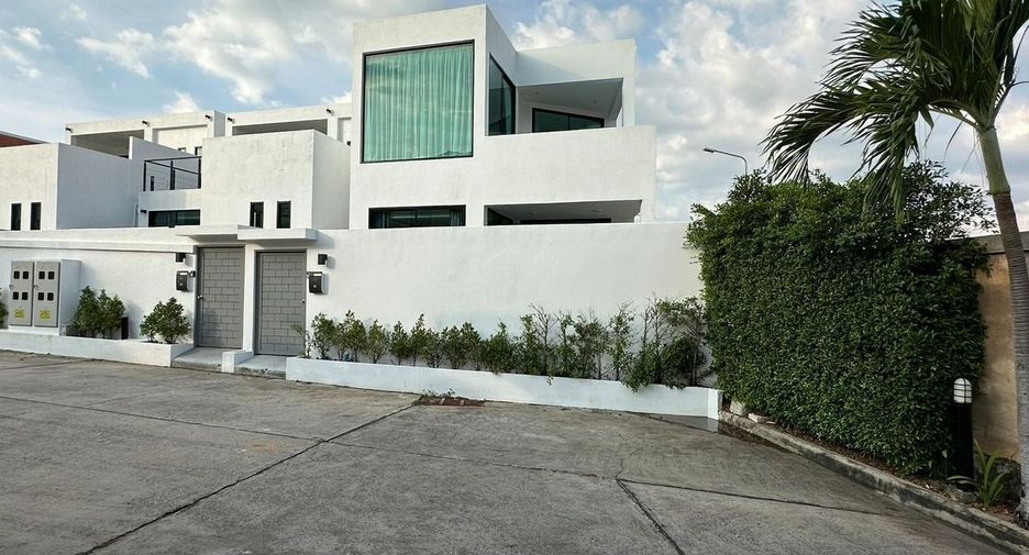 For sale 2 bedrooms villa in Bang Lamung, Chonburi