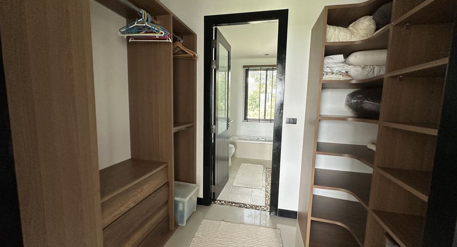 For sale 3 bedrooms townhouse in Mueang Phuket, Phuket