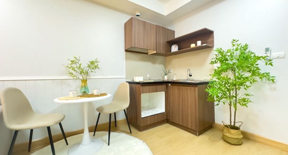 For sale 1 bed condo in Bang Kapi, Bangkok