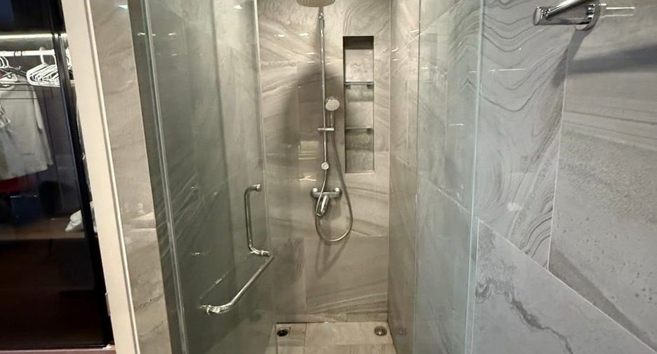 For sale and for rent 1 bed condo in Khlong Toei, Bangkok