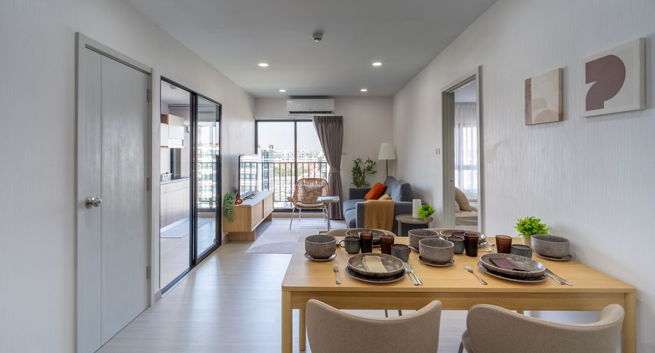 For rent 2 bedrooms condo in Mueang Samut Prakan, Samut Prakan