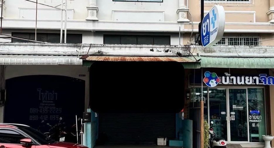 For sale 3 bedrooms retail Space in Bang Lamung, Chonburi
