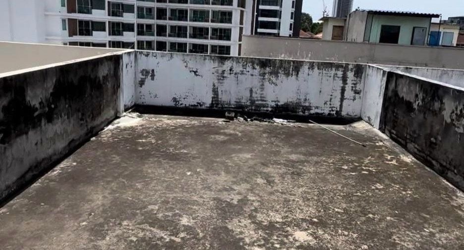 For sale 3 bedrooms retail Space in Bang Lamung, Chonburi