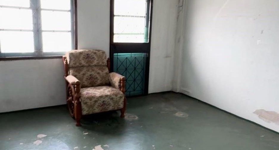 For sale 3 bedrooms retail Space in Bang Lamung, Chonburi