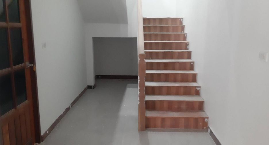 Casa en venta de 8 habitaciones en Thalang, Phuket