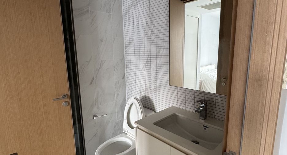 For sale 1 bed condo in Watthana, Bangkok