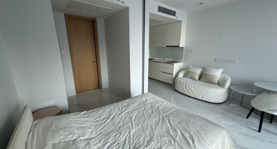 For sale 1 bed condo in Watthana, Bangkok