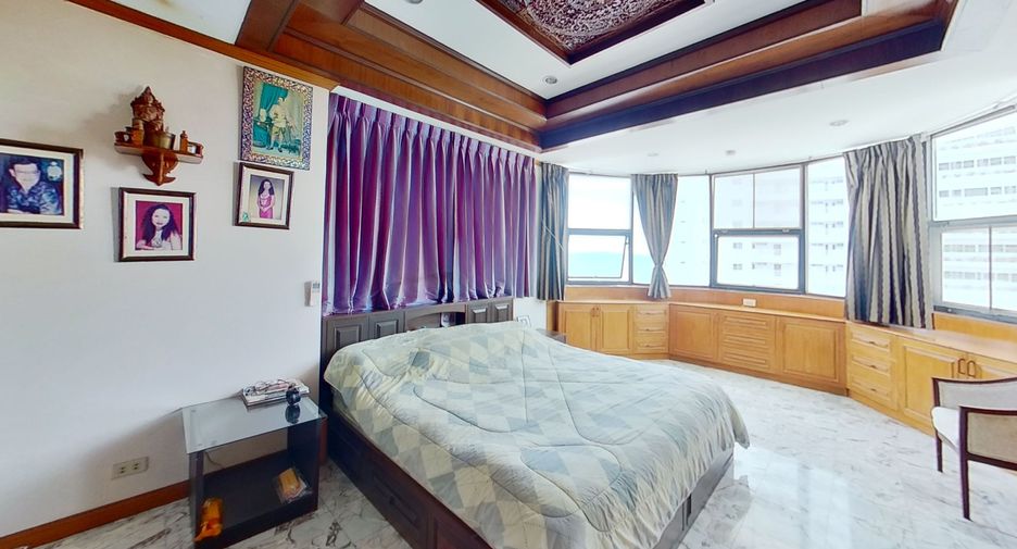 For sale 3 bedrooms condo in Bang Lamung, Chonburi