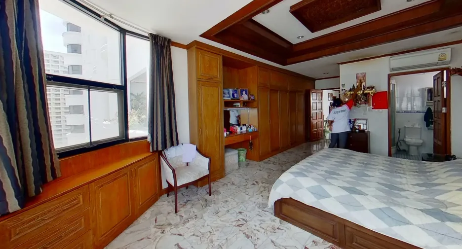 For sale 3 bedrooms condo in Bang Lamung, Chonburi