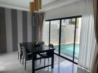 À vendre 4 chambres villa à Kathu, Phuket