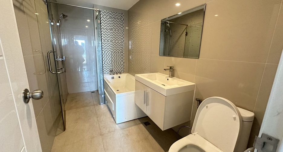 For rent 1 bed condo in Si Racha, Chonburi