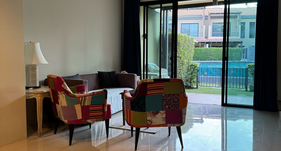 For sale 2 ベッドルーム townhouse in Cha Am, Phetchaburi