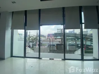 For rent retail Space in Bang Rak, Bangkok