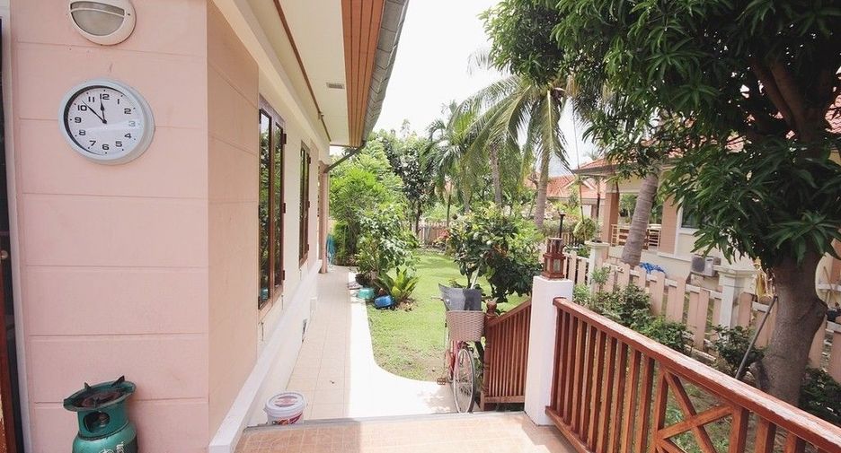 For sale 3 bedrooms villa in Hua Hin, Prachuap Khiri Khan