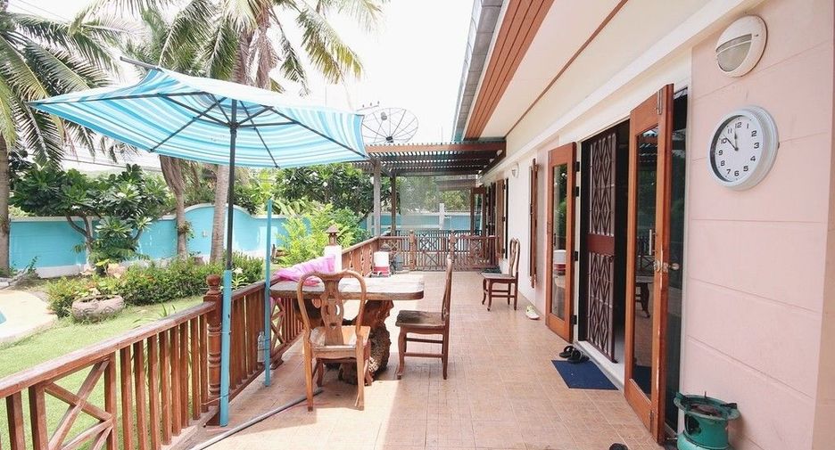 For sale 3 bedrooms villa in Hua Hin, Prachuap Khiri Khan