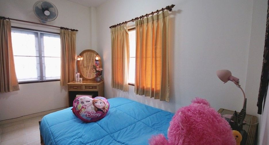 For sale 3 bedrooms villa in Hua Hin, Prachuap Khiri Khan